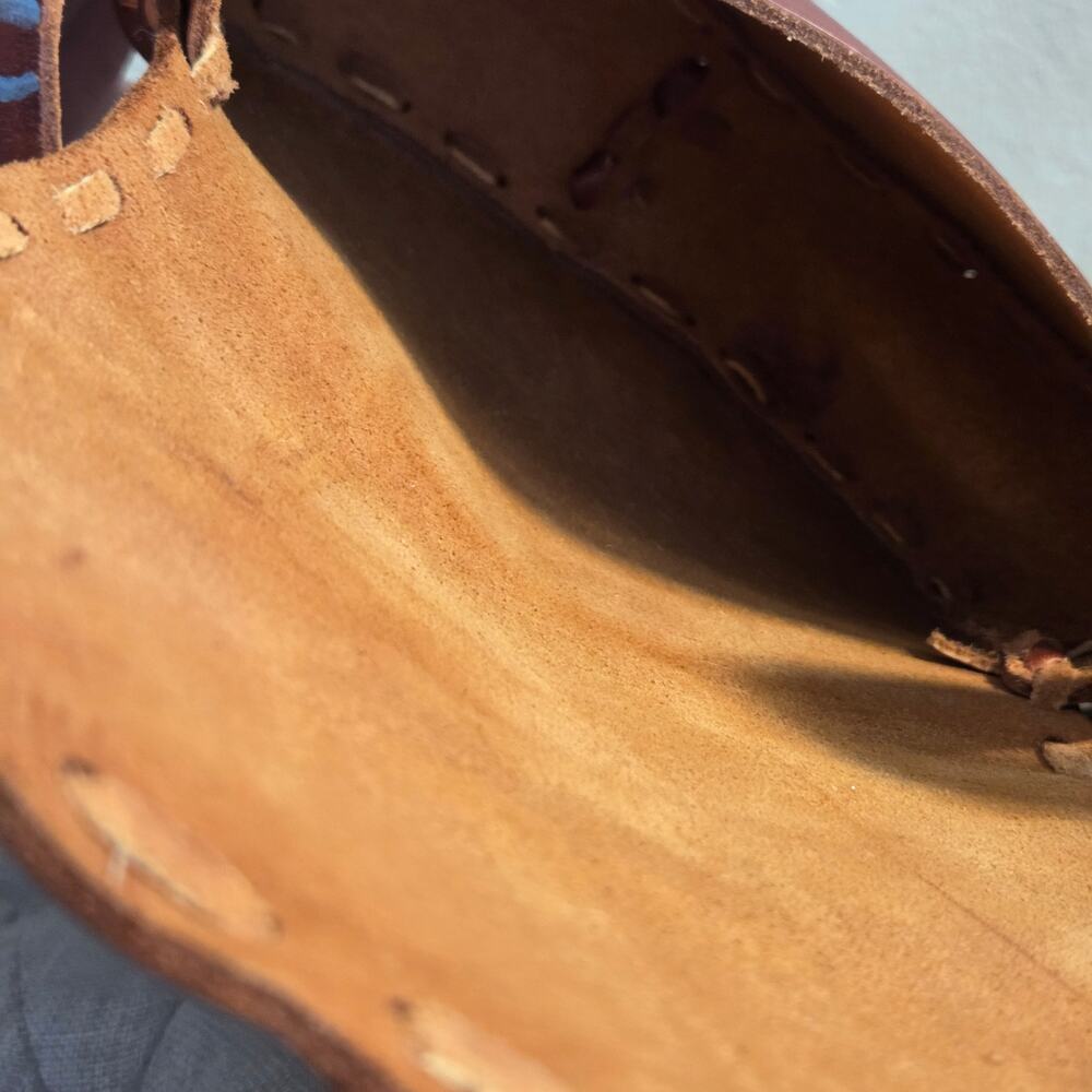 VTG 70s Hand Tooled Painted 100% Leather Saddle Bag Shoulder Purse Boho Hippie - Picture 10 of 14